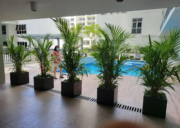 Luxury @ Bgc Sleeps 6 Comfortably Fast Wifi Pool! Apartamento
