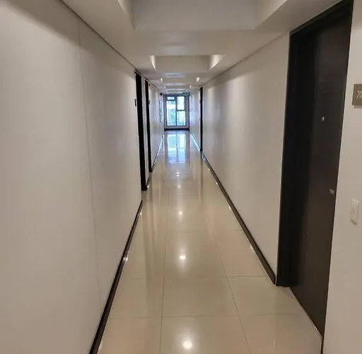 Luxury @ Bgc Sleeps 6 Comfortably Fast Wifi Pool! Apartamento *