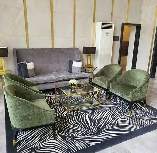 Apartamento Luxury @ Bgc Sleeps 6 Comfortably Fast Wifi Pool! Manila
